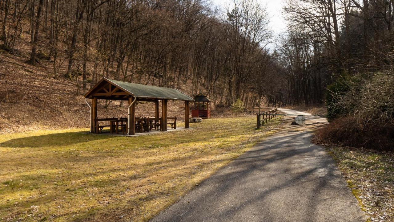 Hidegpataki Fakapu Vadaszhaz Abaujszanto Exterior photo